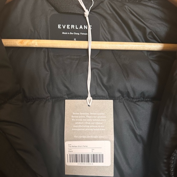 Everlane Men’s ReNew short parka-NWT size small - Picture 2 of 2